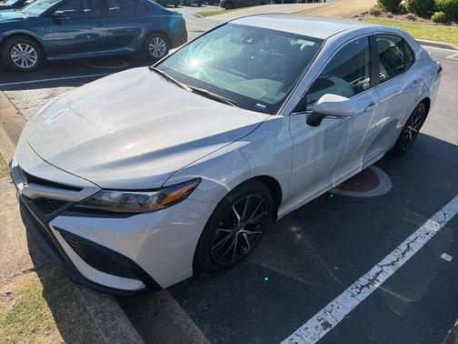 Ice Edge 2024 Toyota Camry SE