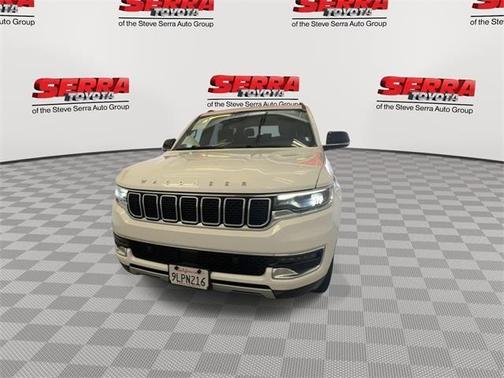 2024 Jeep Wagoneer Series II 4x2