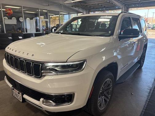 2024 Jeep Wagoneer Series II 4x2