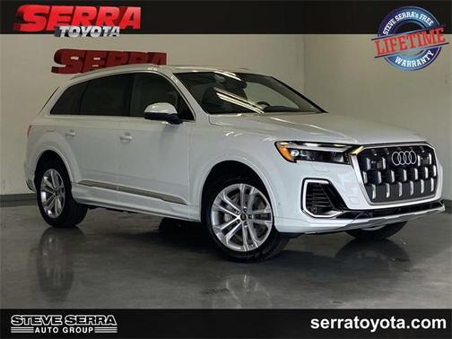 2025 Audi Q7 55 Premium Plus