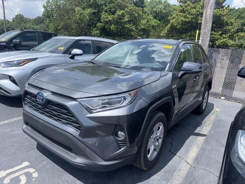 2021 Toyota RAV4 Hybrid XLE