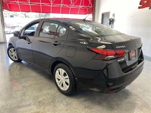 2024 Nissan Versa 1.6 S