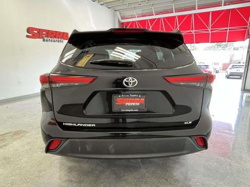 2023 Toyota Highlander XLE
