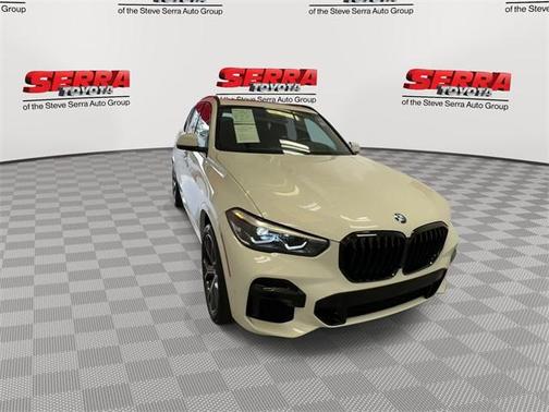 2023 BMW X5 M50i