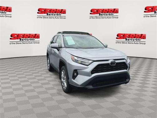 2025 Toyota RAV4 XLE Premium
