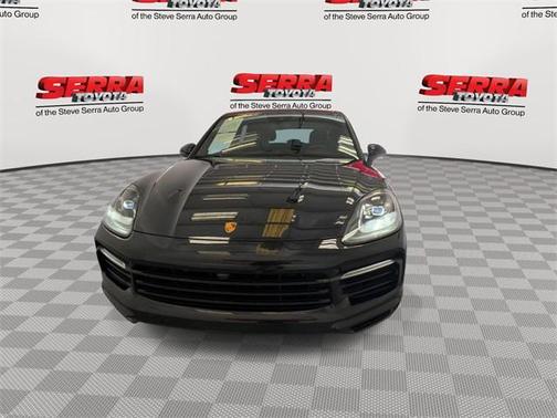 2023 Porsche Cayenne Platinum Edition