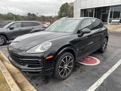 2023 Porsche Cayenne Platinum Edition
