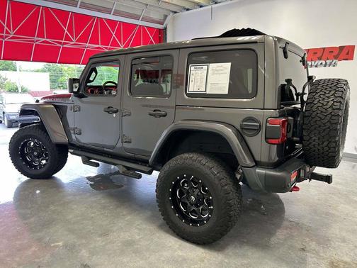 Granite Crystal Metallic Clearcoat 2019 Jeep Wrangler Unlimited Rubicon