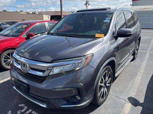 Modern Steel Metallic 2019 Honda Pilot Elite