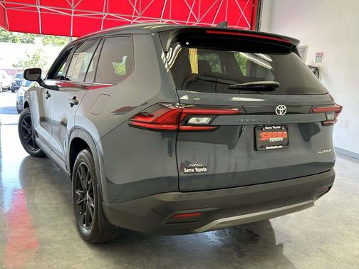 Storm Cloud 2025 Toyota Grand Highlander Platinum