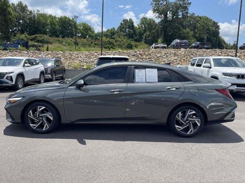 Amazon Gray 2025 Hyundai ELANTRA SEL
