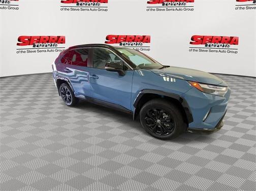 2024 Toyota RAV4 Hybrid SE