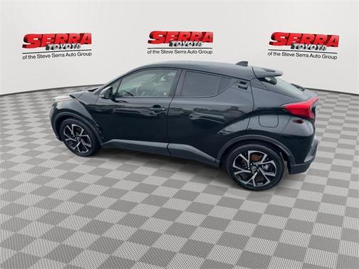 2020 Toyota C-HR XLE