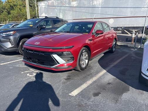 2025 Hyundai SONATA SE