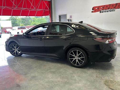 Midnight Black Metallic 2023 Toyota Camry SE