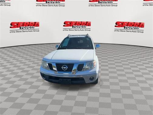 2010 Nissan Frontier LE