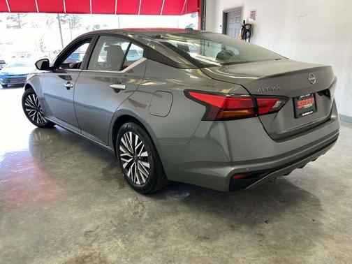 Gun Metallic 2025 Nissan Altima 2.5 SV