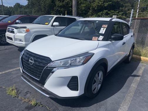 2023 Nissan Kicks S