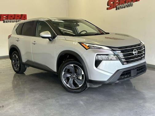 Brilliant Silver Metallic 2024 Nissan Rogue SV