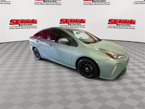 2021 Toyota Prius XLE