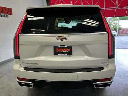 Crystal White Tricoat 2022 Cadillac Escalade Premium Luxury