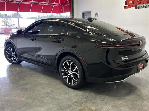 2025 Toyota Crown XLE