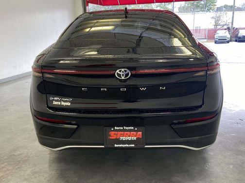 2025 Toyota Crown XLE