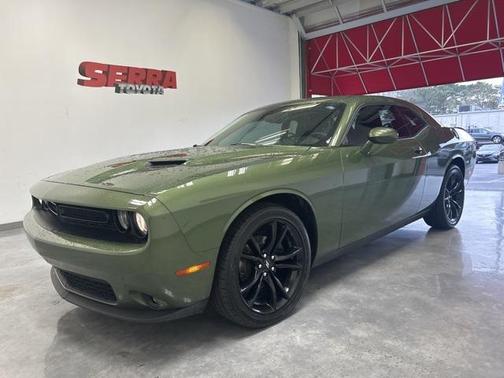 2018 Dodge Challenger SXT