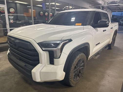 Ice Cap 2024 Toyota Tundra SR5