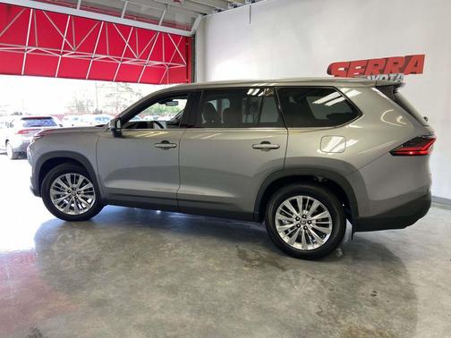 Heavy Metal 2026 Toyota Grand Highlander Platinum