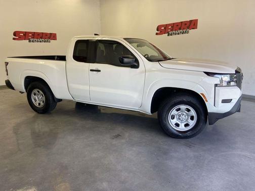 Glacier White 2022 Nissan Frontier S