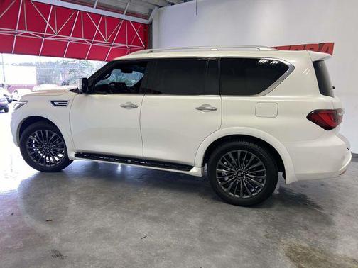 2024 INFINITI QX80 SENSORY