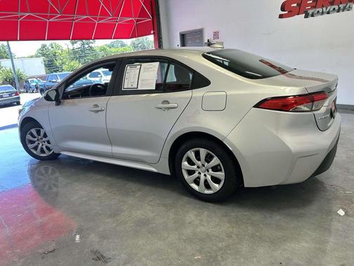 Classic Silver Metallic 2024 Toyota Corolla LE
