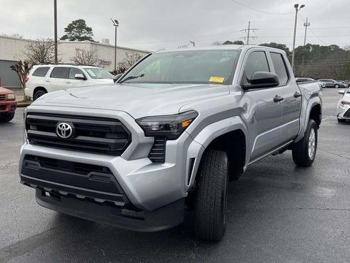 2025 Toyota Tacoma SR