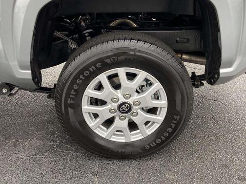 2025 Toyota Tacoma SR