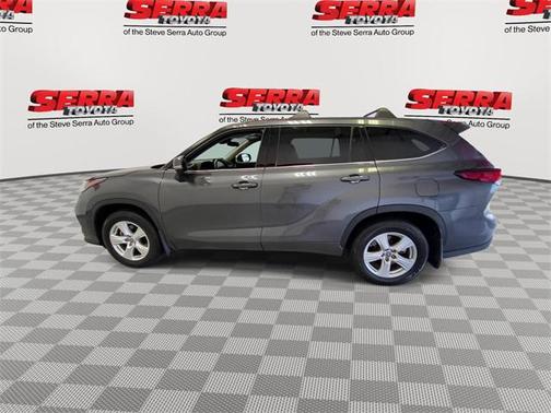 2022 Toyota Highlander LE