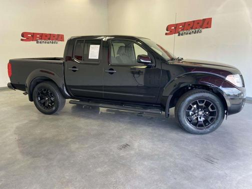 Magnetic Black Pearl 2021 Nissan Frontier SV