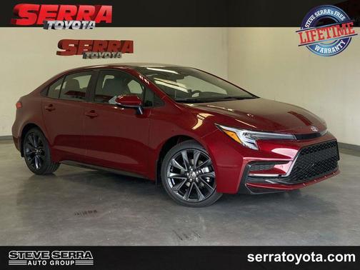 Ruby Flare Pearl/Midnight Black Metallic 2026 Toyota Corolla SE