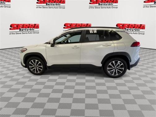 2023 Toyota Corolla Cross XLE