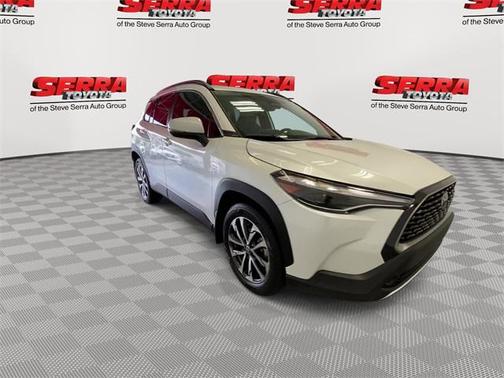 2023 Toyota Corolla Cross XLE