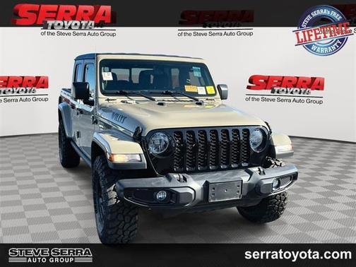 2022 Jeep Gladiator Sport