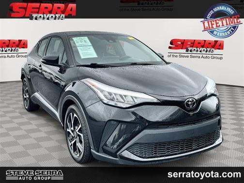 2022 Toyota C-HR XLE