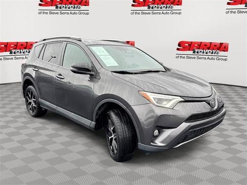 2017 Toyota RAV4 SE