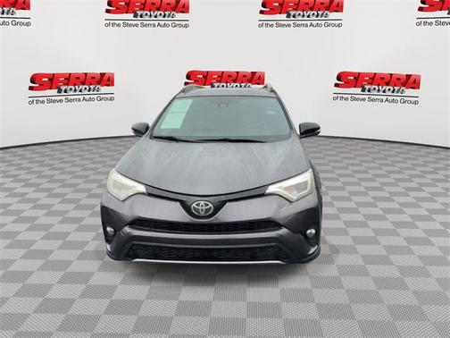 2017 Toyota RAV4 SE