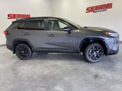2024 Toyota RAV4 Hybrid SE