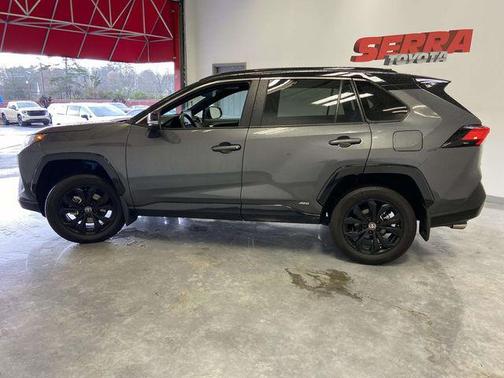 2024 Toyota RAV4 Hybrid SE