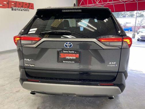 2024 Toyota RAV4 Hybrid SE