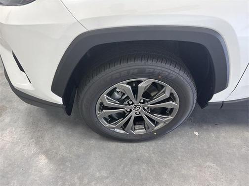 2025 Toyota RAV4 Hybrid XLE Premium