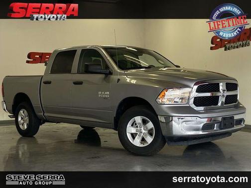2022 RAM 1500 Classic SLT