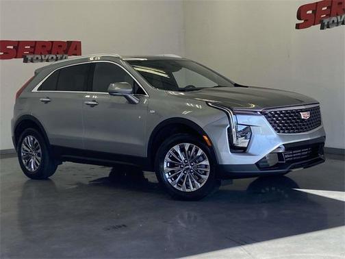2025 Cadillac XT4 Premium Luxury